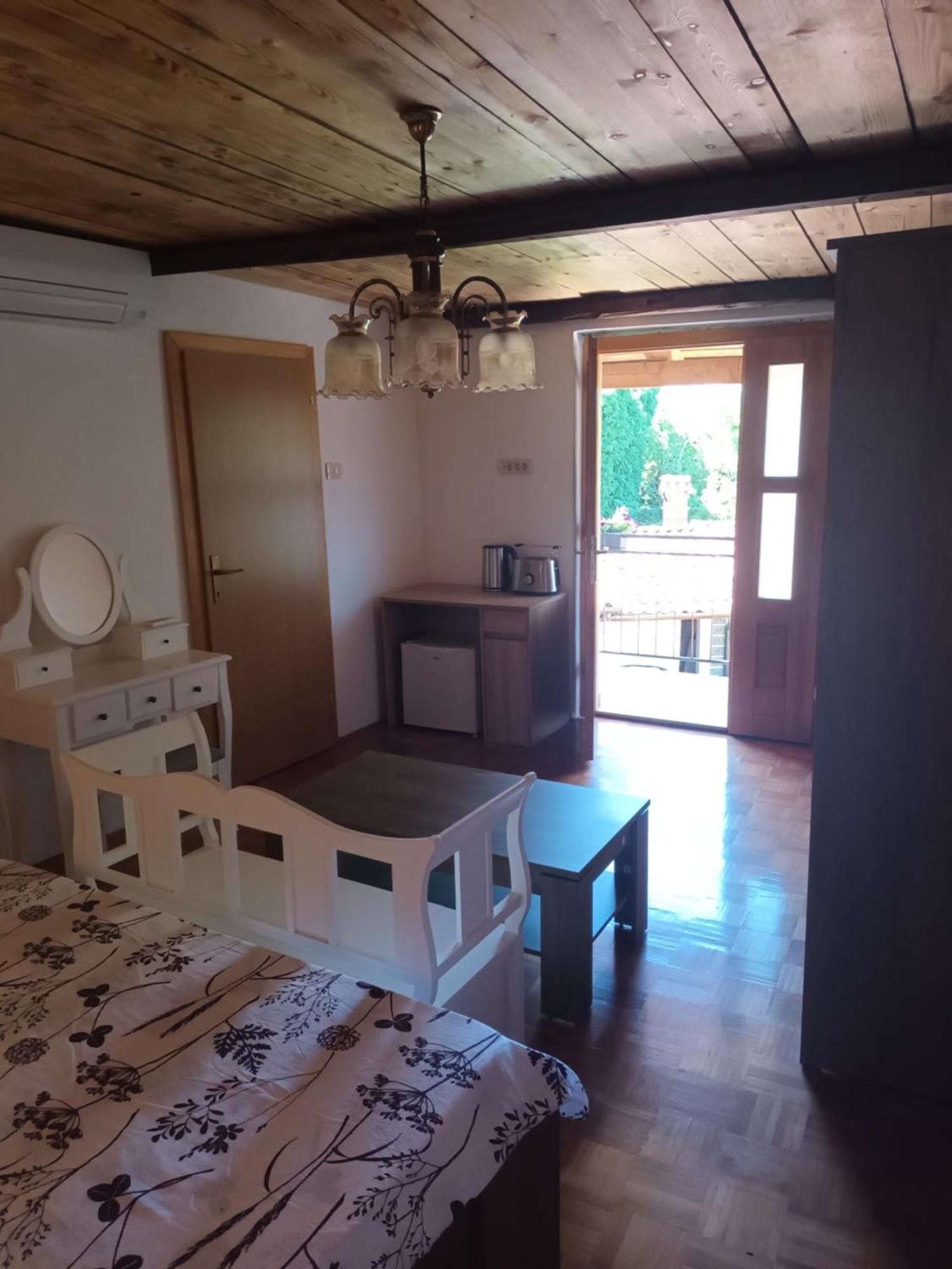 Sežana Apartma Brina 3 מראה חיצוני תמונה